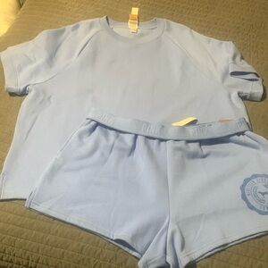 PINK Victoria’s Secret shorts lounge wear set. SZ XL